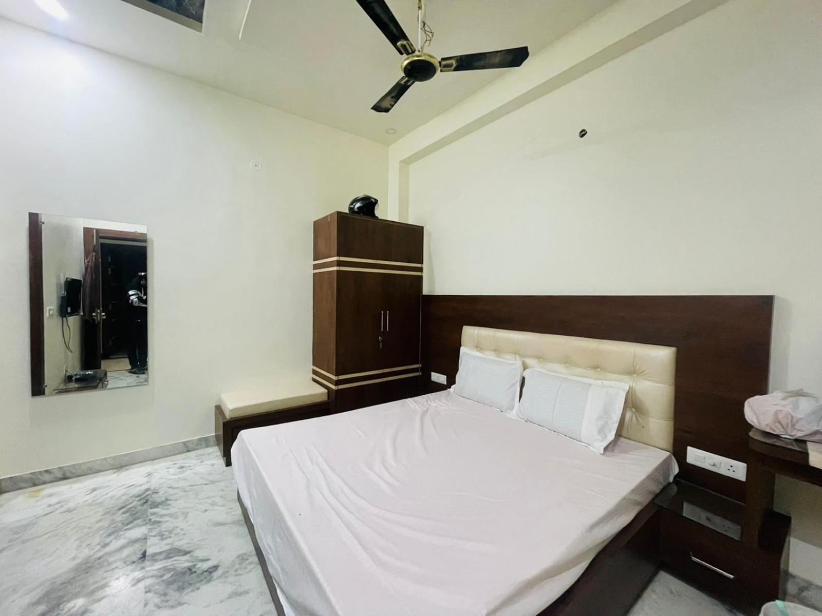 Hotel Divine Agra  Ngoại thất bức ảnh